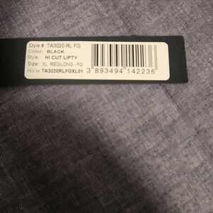 Nwt ta3 hi cut pushy